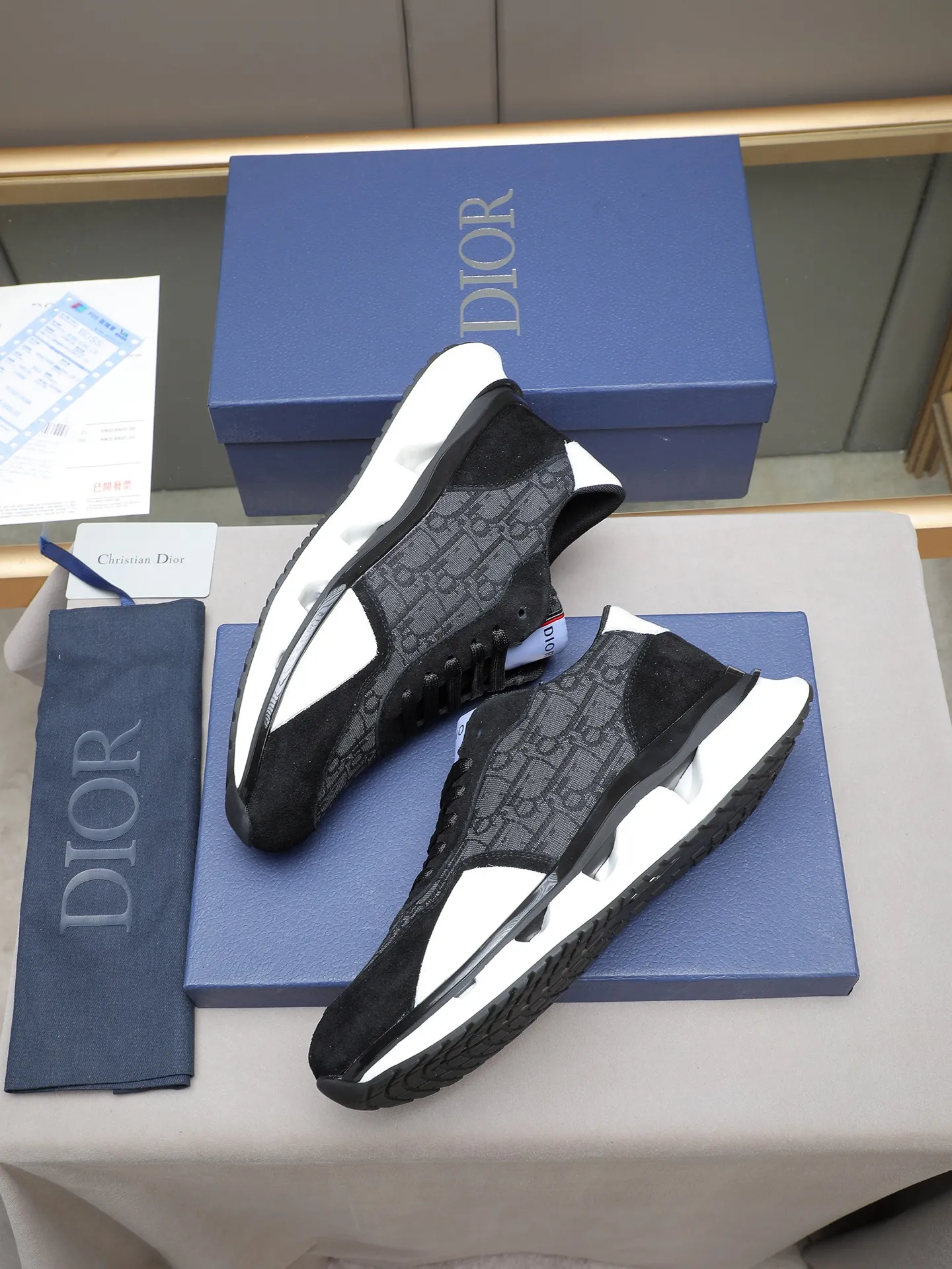 PP460 New Dior🆕The latest men's casual sports shoes, the upper is made of imported cowhide➕Dior's special material! Breathable sheepskin. The TPU blade base is lightweight and wear-resistant! Size:38-44 (45 customized)
